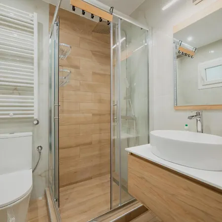 Celia's Apparntment *